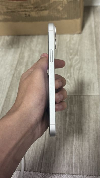 продам iphone 14plus 256gb