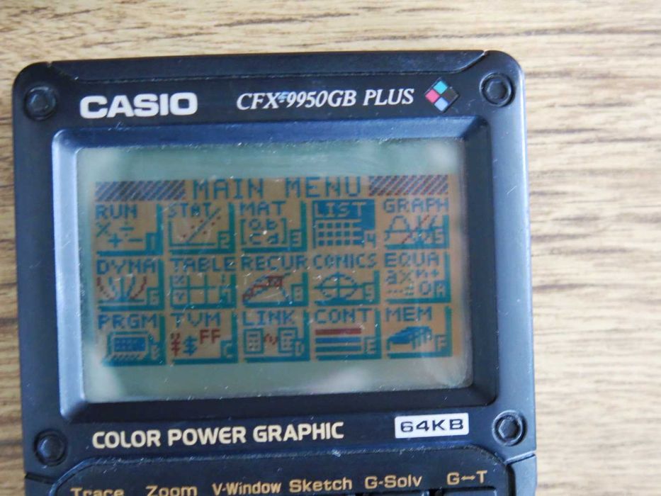 Научен графичен калкулатор Casio CFX-9950GB PLUS, цветен дисплей