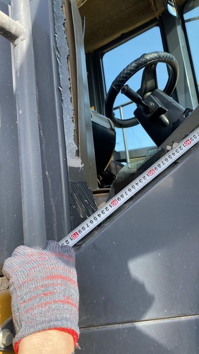 Стекла на спец технику