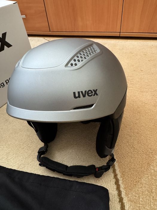 Ски каска UVEX Ultra Mips 55-59cm