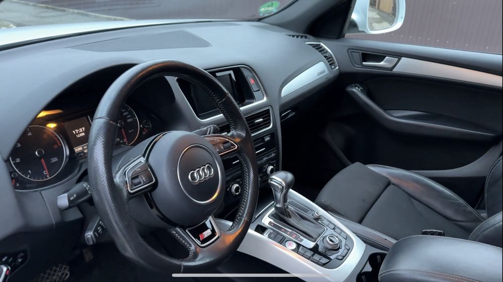 Audi Q5 S-line quattro