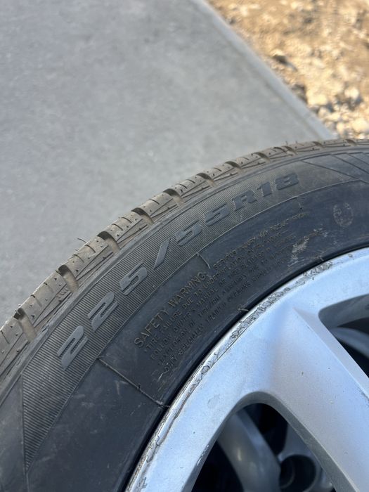 Диски с резиной R18 Lexus LS460.