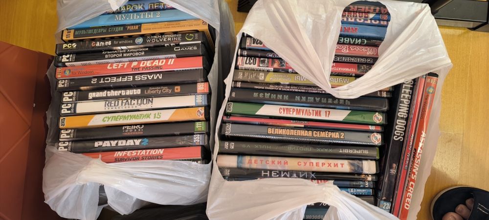 Диски CD/DVD с 1998 до 2015г. (игры, фильмы, музыка, мультики)
