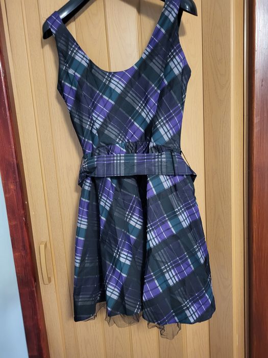 Vând Rochiță  Dama