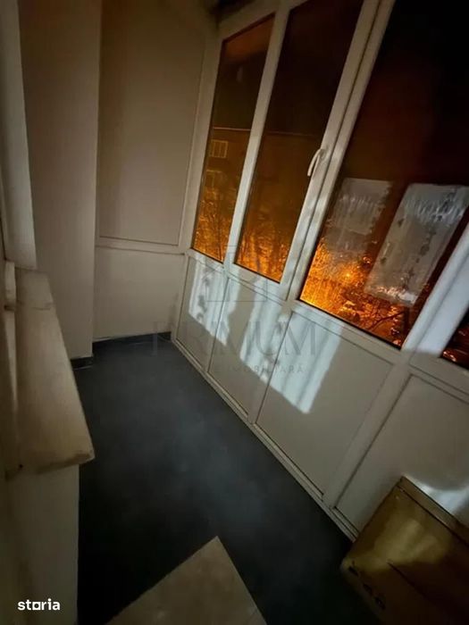 Dambovita - Etaj 2 - Decomandat - 3 Camere - Centrala Proprie