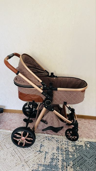 Продам коляску Teknum