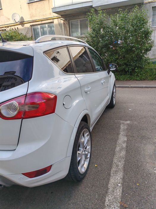 Ford Kuga Individual