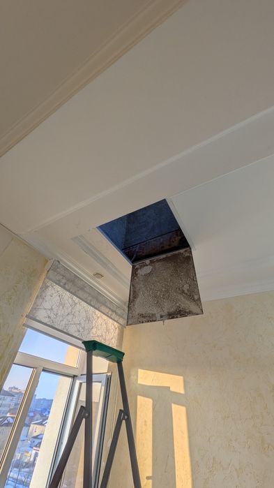 Буквы "Х, О, С, Т, Е, Л" настенные