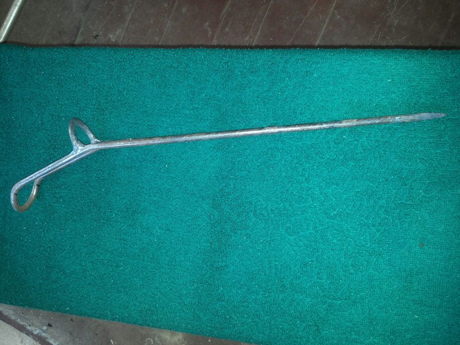 Метални стойки за всички видове въдици.