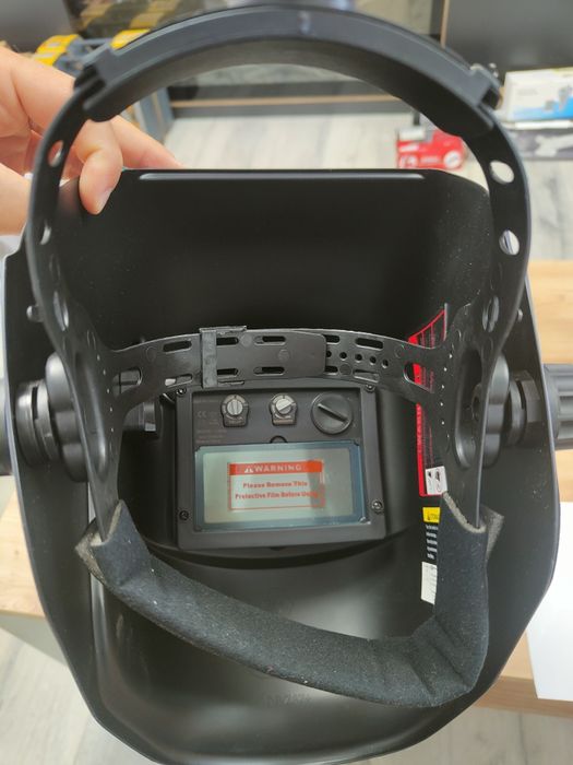 Cască automată de sudură cu cristale lichide (Auto Darkening) – Nouă
