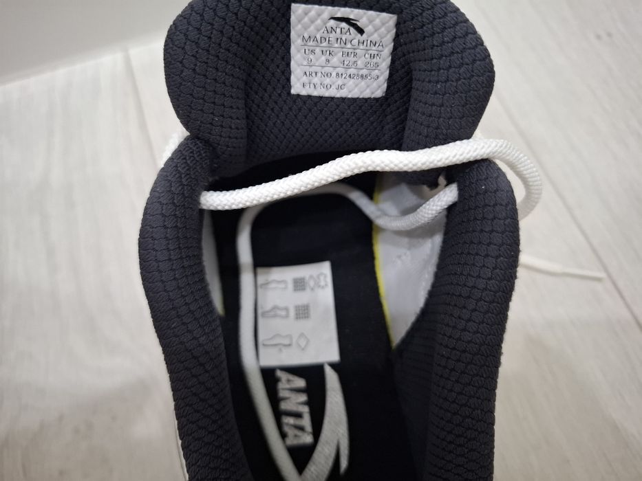 Кроссовки мужские продам