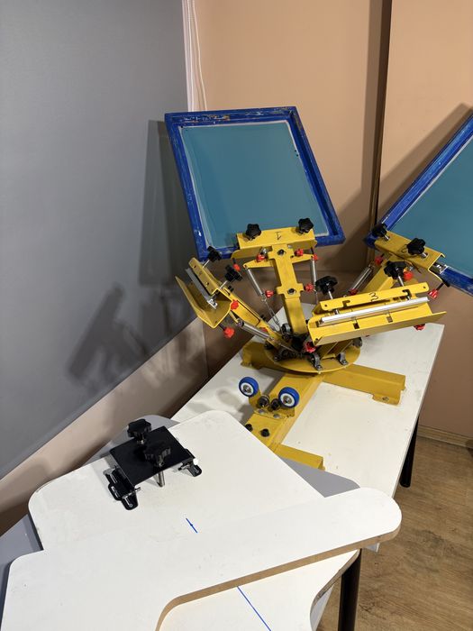 Машина за ситопечат (карусел)