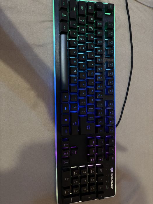 Клавиатура и мишка Cougar – в добро състояние