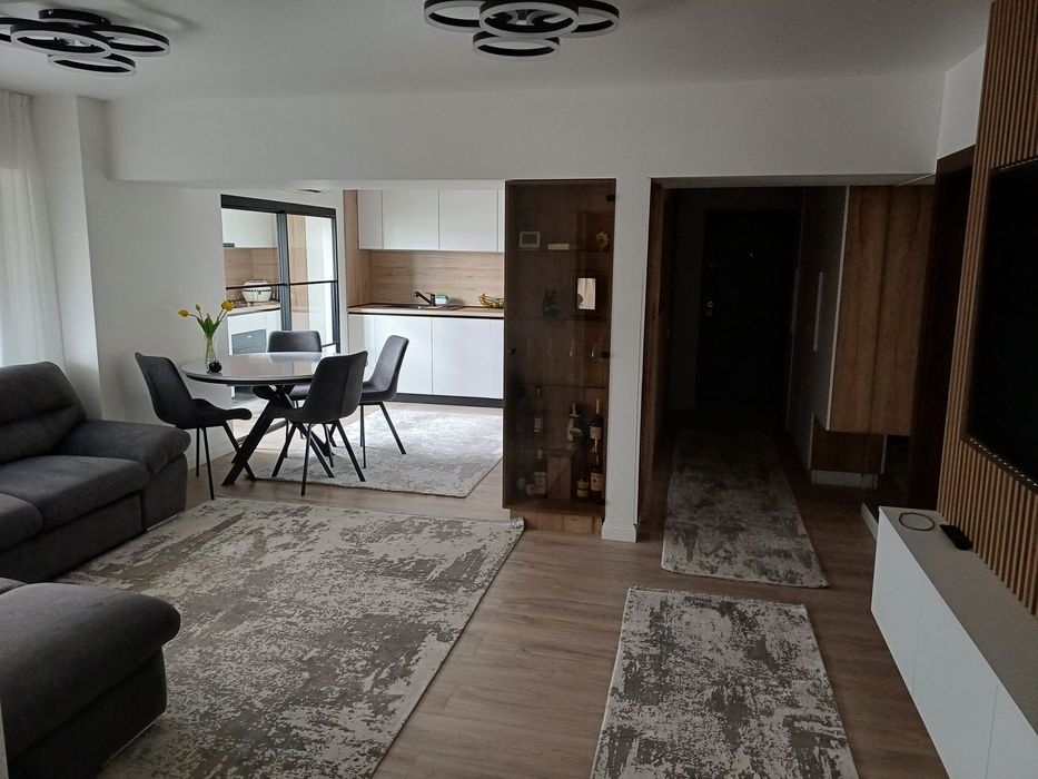 Vand apartament 4 camere ultracentral et2 92mp