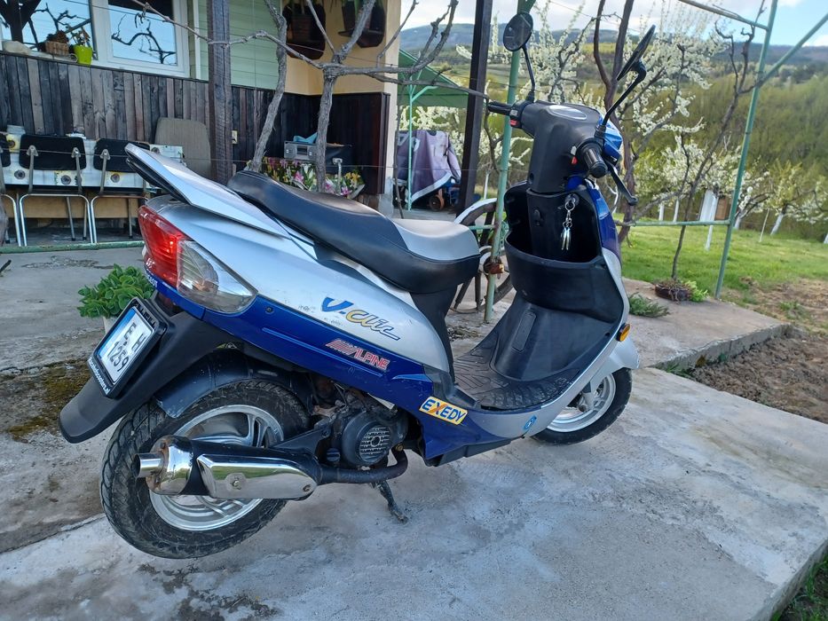 Скутер Peugeot 50 кубика
