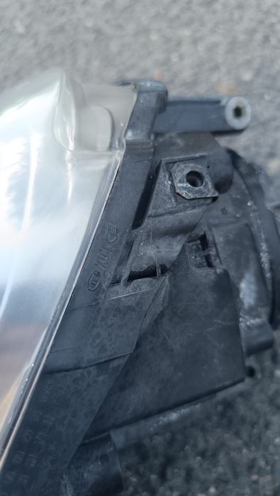 • ОРИГИНАЛНИ рефлекторни фарове за Голф 5 и др. 100% ЗДРАВИ (полирани)