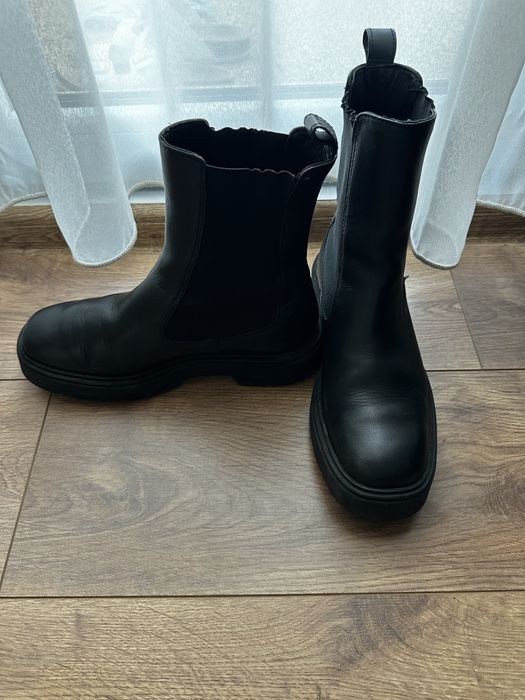 Боти от естествена кожа Gino Rossi