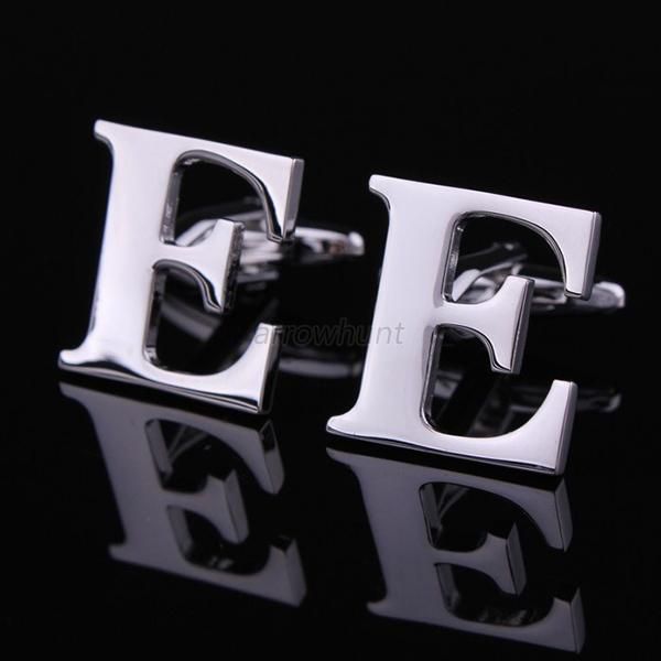 Butoni in forma de litere A, E, C, S, M, B, V, F, R, I, O, L, D +cutie