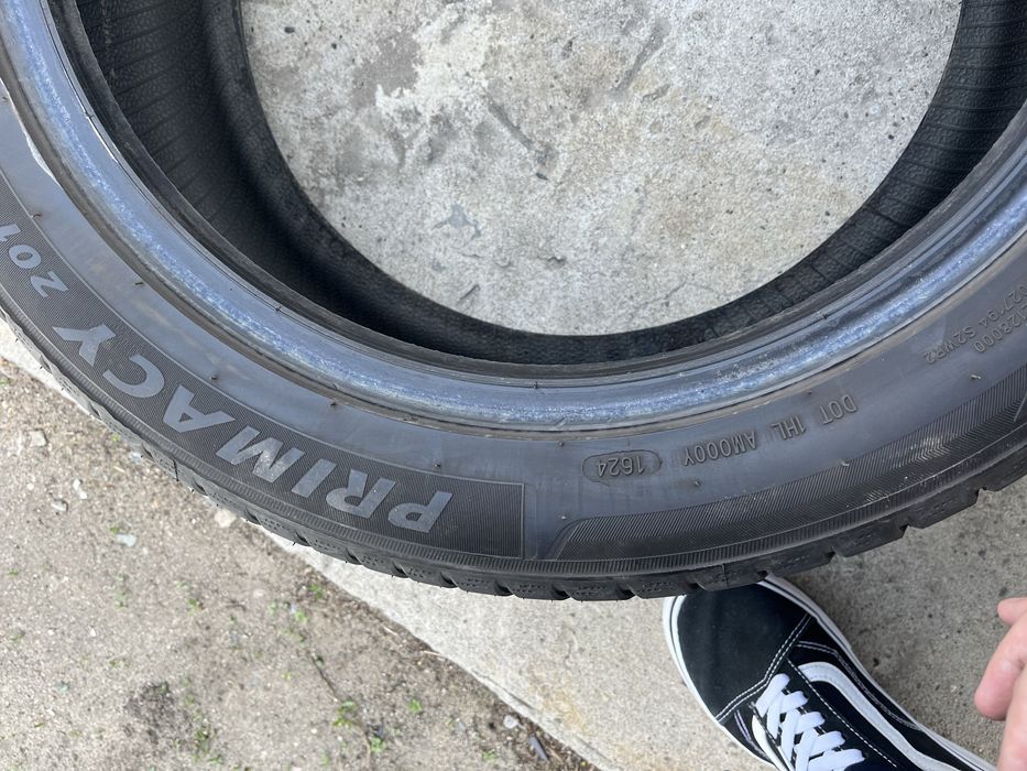 Продам шины 215/50/17