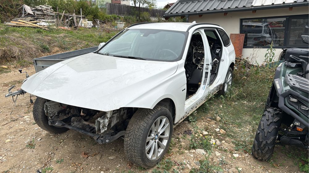 Dezmembrez bmw f31 330xd 258cp