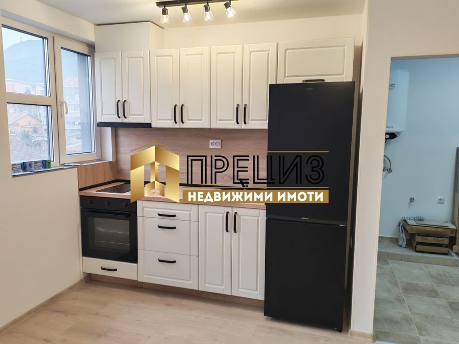 Дава под наем 1-стаен гр. Шумен - Добруджански 38m²