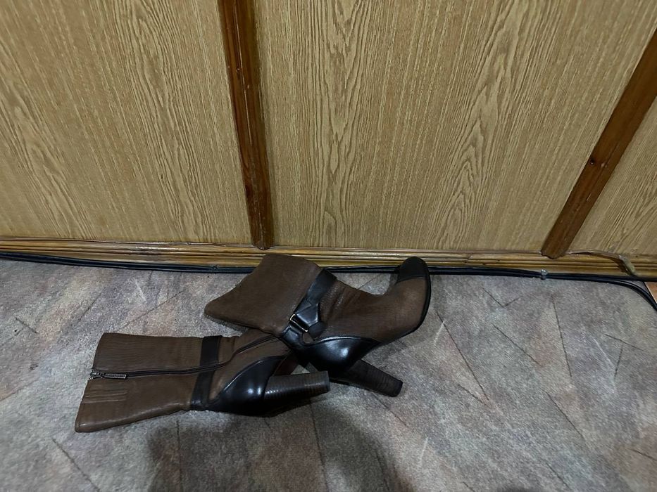 Продается женская обувь