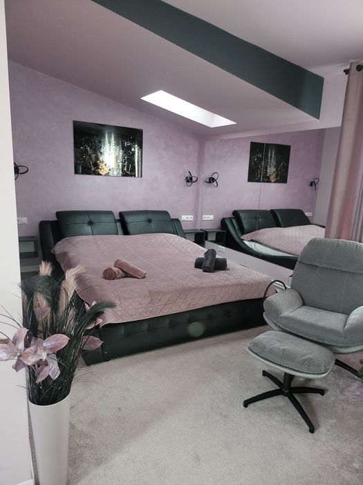 Spațiu comercial.Cladire  P+2 Apartamente Deva