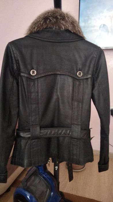 Продам кожаную куртку