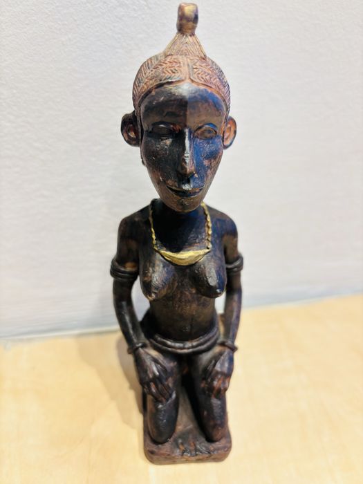 Statuete din lemn de abanos