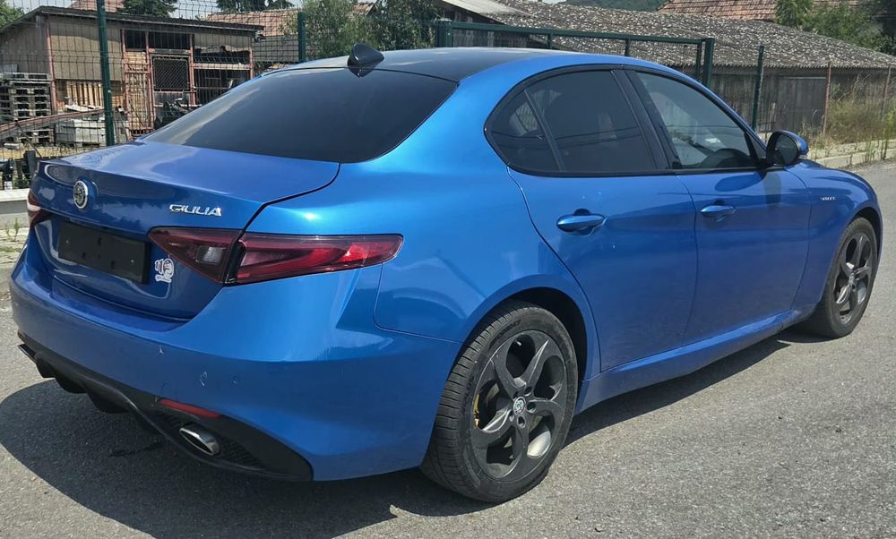 Alfa Romeo Giulia Veloce Avariat Ușor Q4 AWD  280 CP Full Option
