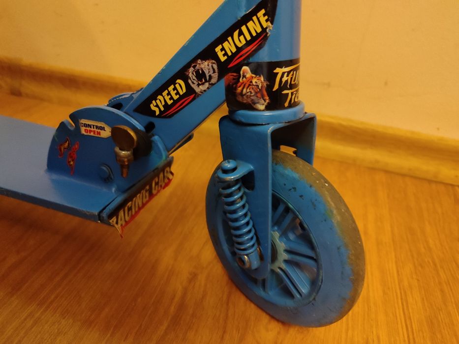 Запазена детска тротинетка с две колела