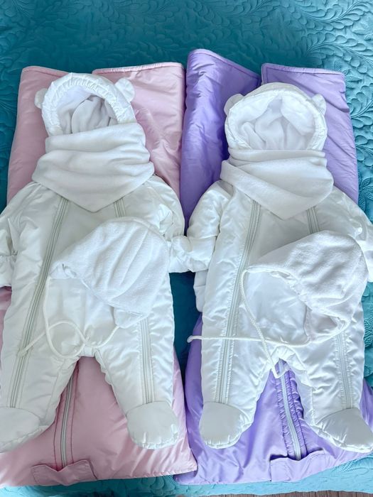 Два комплект для двойни