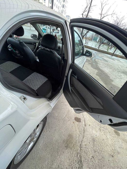 Нексия 3 автомат