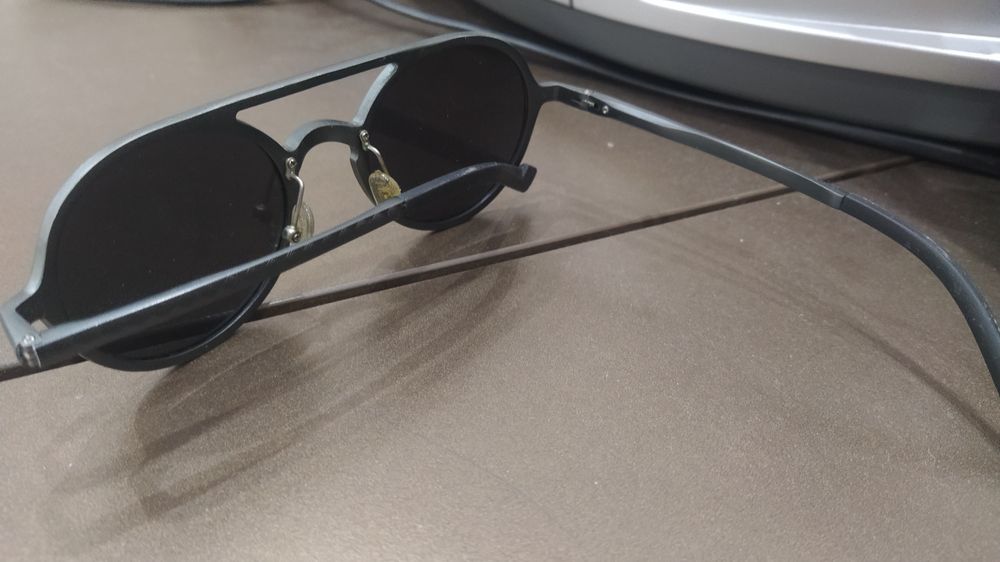 Солнцезащитные очки