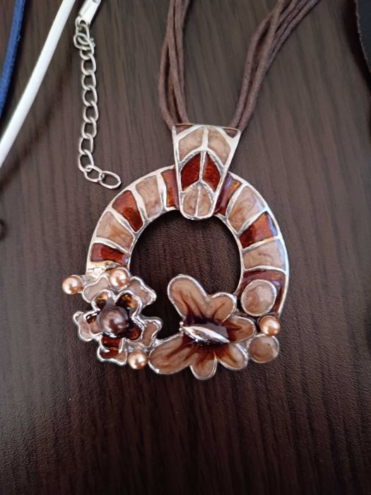 Бижута лот употребявани