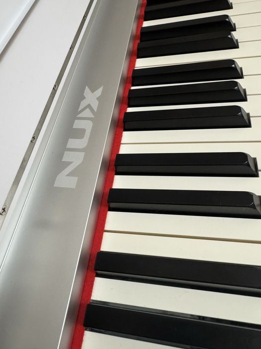 Пианино WK-310 (белое)