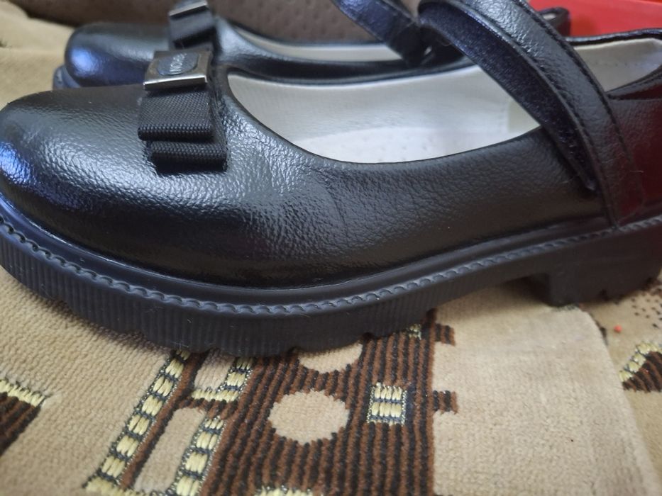 Кизлар учун оёк кийим