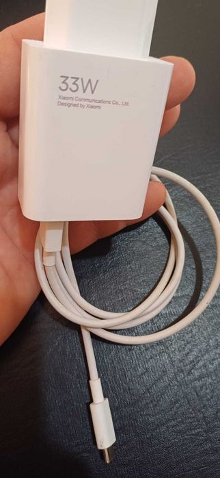 Лот от оригинални зарядни за телефони