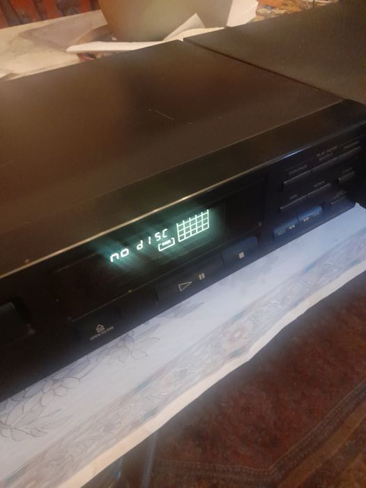 Cd player Sony cdp 212