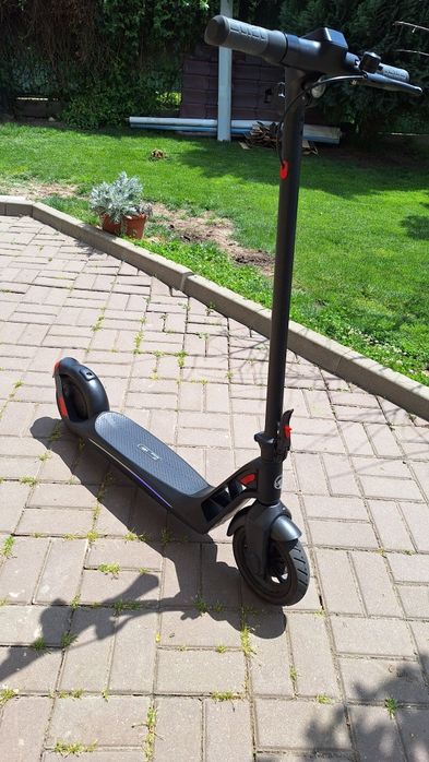 Trotineta electrica MYRIA City Traveller UEV Urban Electric Vehicle