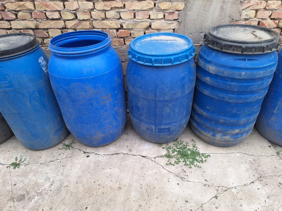 Продам бочки пластиковые пищевые
