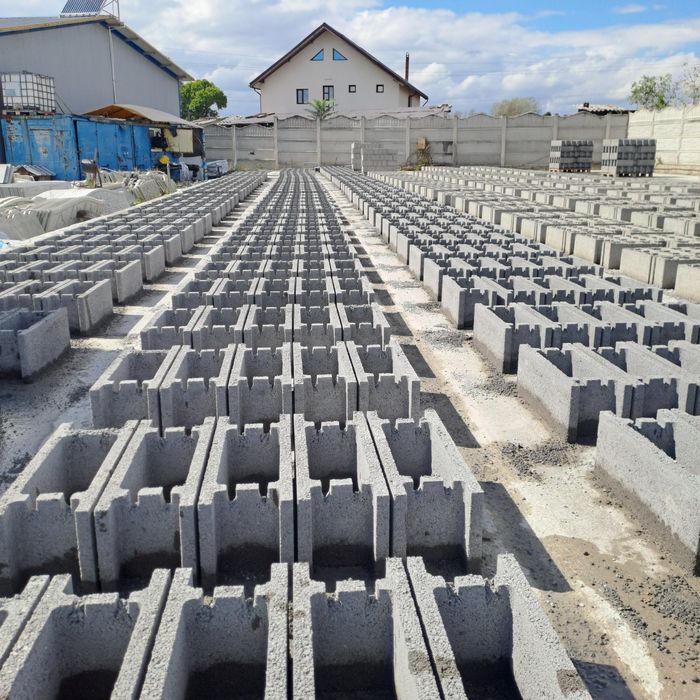 Bolțari pentru fundație si temelie, din beton , vibropresati