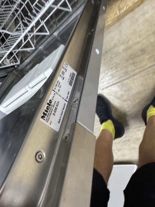 Miele съдомиялна 60см пълновграждане А+++