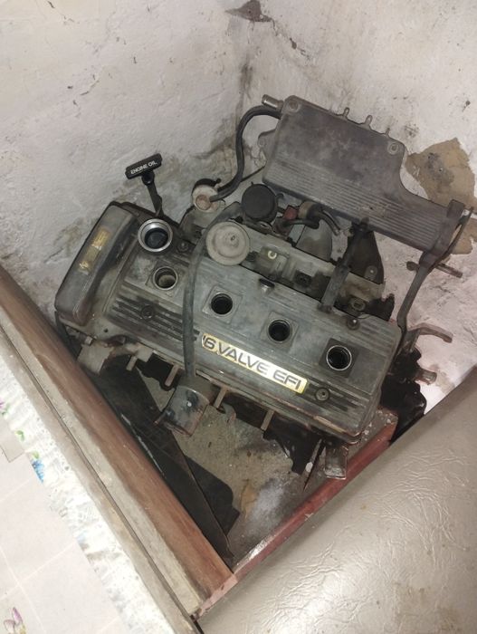 Двигатель                    .