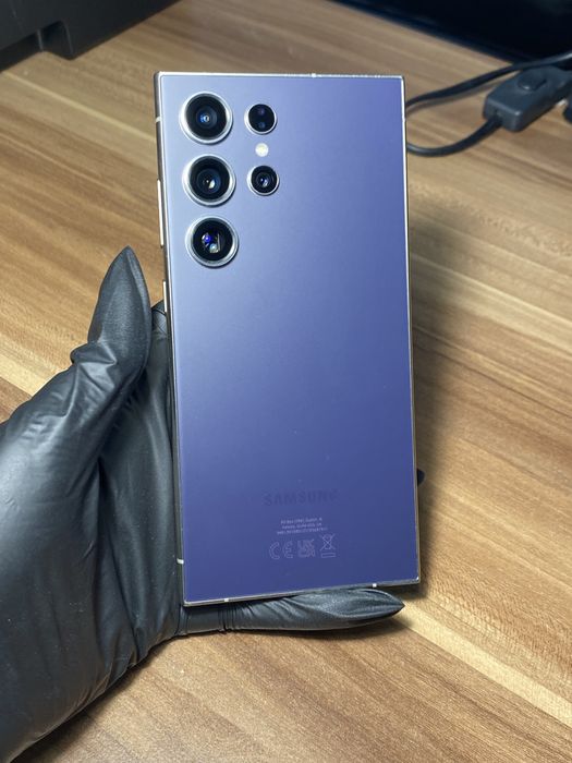 Samsung Galaxy s24 ultra • 256 GB • Titanium Violet