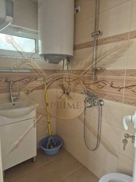 Етаж от къща в Център! 21913462