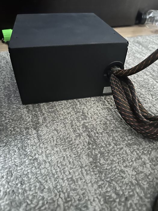 Sursa nJoy Woden 650W 80+ Gold