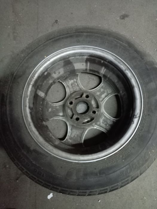 Vind jante pe 14 pt Opel în 4 prezoane  eu locuiesc în