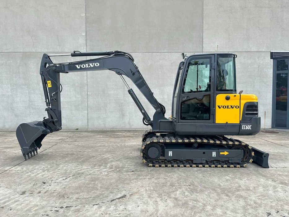 Miniexcavator / Midiexcavator Volvo EC60C (5.6 Tone) – An 2012