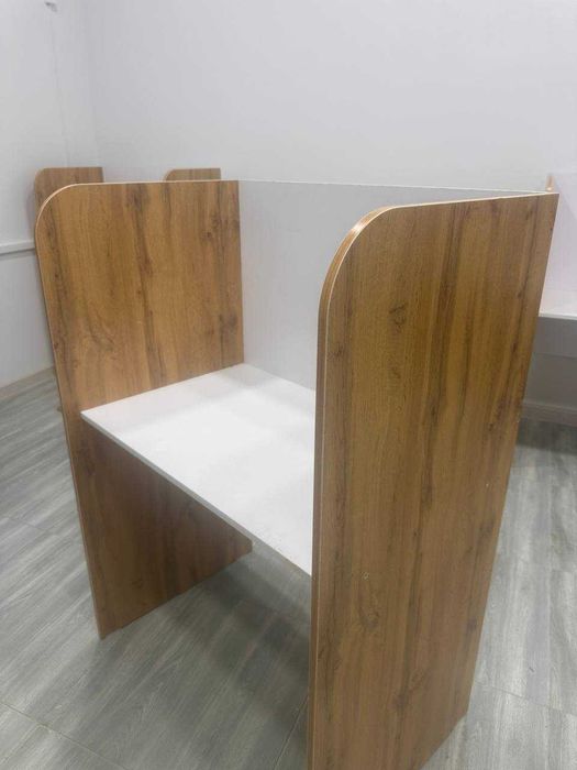 O‘quv markazi uchun 20 ta sifatli stol (parta) sotiladi